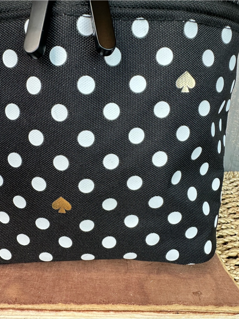 Kate Spade Polka Dot Insulated Lunch Tote Black/White NWT - Picture 2 of 13